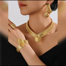 Load image into Gallery viewer, 18k gold plated necklace set